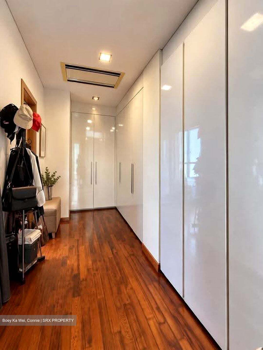 Avant Parc (D27), Terrace #623519441